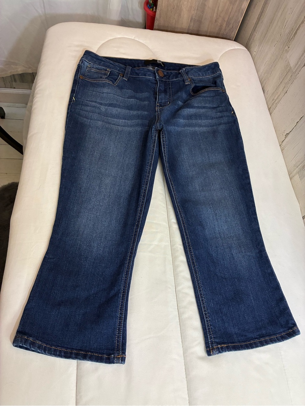 Women's Dark Blu Capri jeans women’s Sz 10